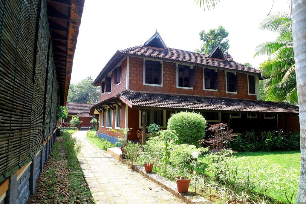 Athreya Ayureveda Centre Hotel Kottayam Esterno foto